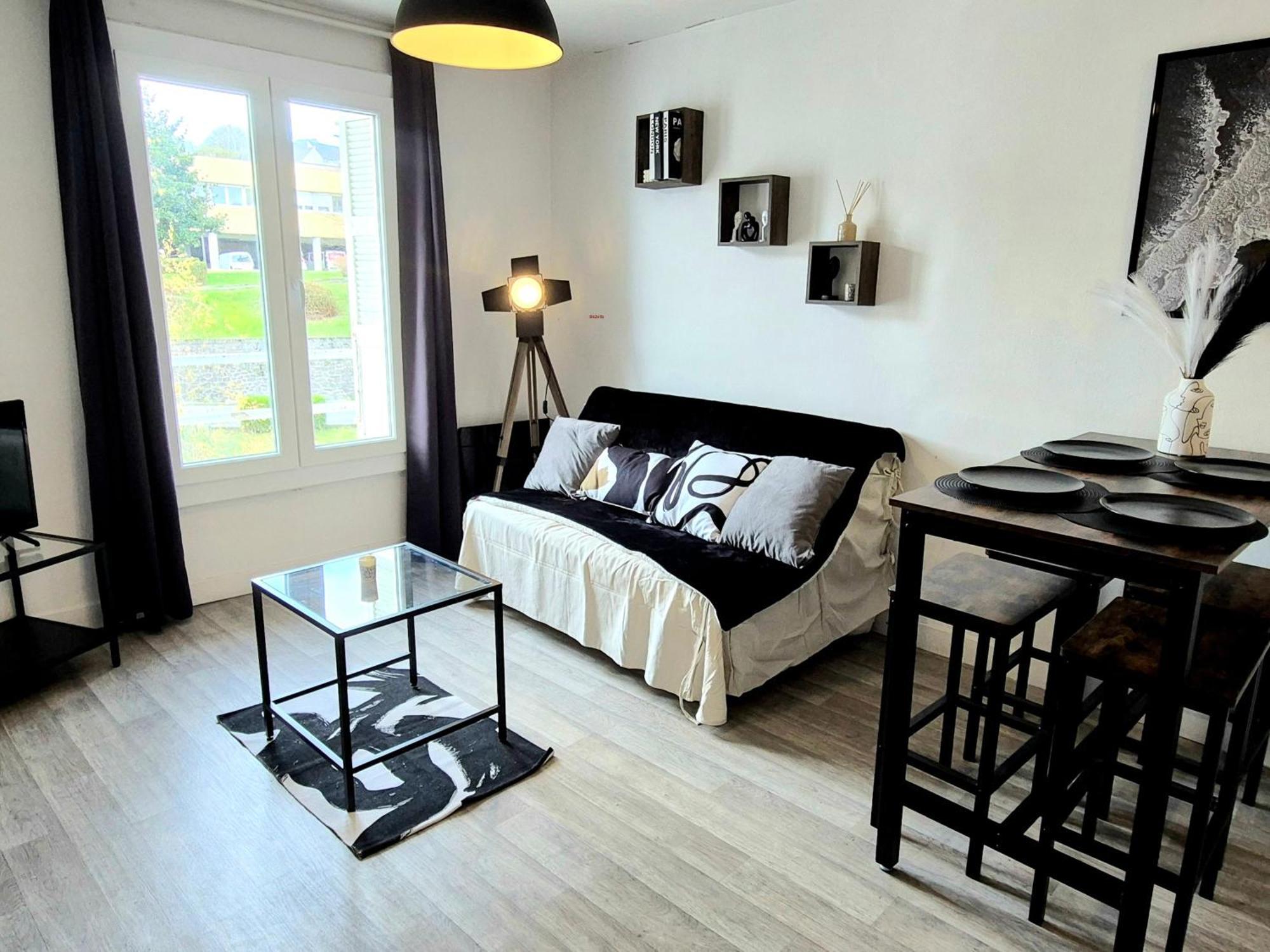 L'Atelier-T2 Proche Du Centre-Wifi-Parking Lägenhet Lourdes Exteriör bild